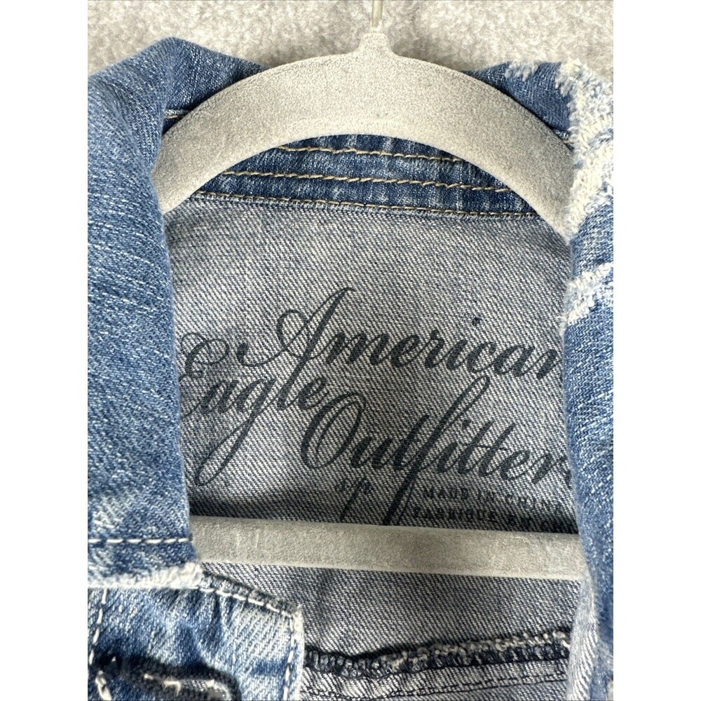 American Eagle Jacket Women's Small Blue Denim Trucker Distressed Button Front - Picture 2 of 8